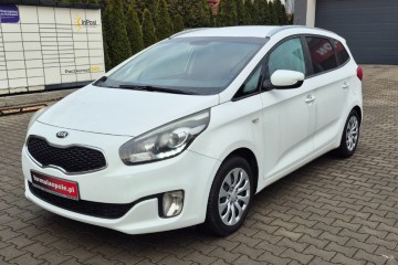 Pełna historia serwisowa , drugi komplet kół ( alu )